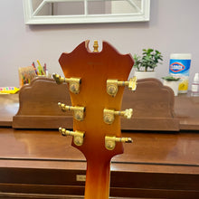Load image into Gallery viewer, Used Peerless Jazz City Electric Archtop