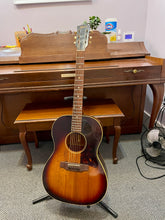 Load image into Gallery viewer, 1963 Gibson LG-1 Sunburst