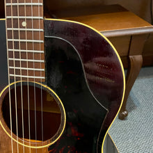 Load image into Gallery viewer, 1963 Gibson LG-1 Sunburst
