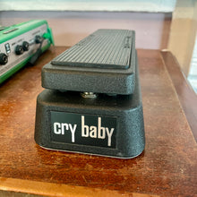 Load image into Gallery viewer, Used CryBaby GCB95 Wah