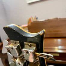 Load image into Gallery viewer, 1970's Univox Violin Bass