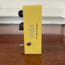 Load image into Gallery viewer, New! Danelectro Spring King Junior Pedal