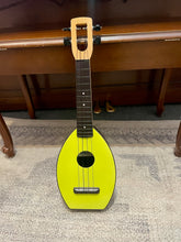 Load image into Gallery viewer, Used Dan Zanes Flea Soprano Uke Lime Green