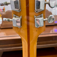 Load image into Gallery viewer, 1967 Kent Model 820 Electric