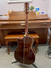 Load image into Gallery viewer, Used Fender Paramount Series PM-3 Deluxe