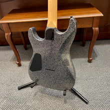 Load image into Gallery viewer, 2003 Fender Squier Showmaster Holoflake