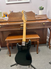 Load image into Gallery viewer, 1994 Fender Duo Sonic Black