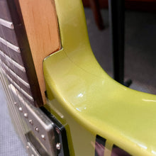 Load image into Gallery viewer, 2007 Fender Toronado GT HH Olive Green Metallic