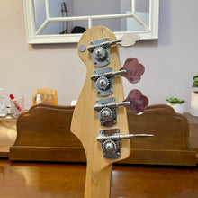 Load image into Gallery viewer, 2006 Fender Standard Precision Bass - Black