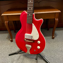 Load image into Gallery viewer, 1963 Supro Model S470 Sahara Red