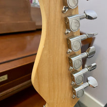 Load image into Gallery viewer, Used Unknown S-Style Guitar Greenburst