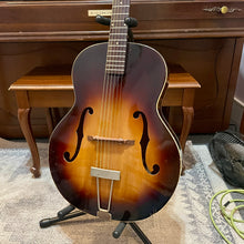 Load image into Gallery viewer, 1950's Gretsch New Yorker 6050 Archtop