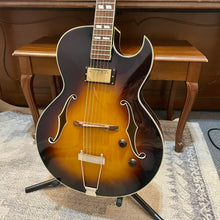 Load image into Gallery viewer, Used Eastman AR371CE Hollowbody - Sunburst
