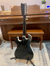 Load image into Gallery viewer, 1960's Silvertone 1448 - Black w/ Amp Case