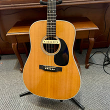 Load image into Gallery viewer, 1978 Martin D-28 w/pickup