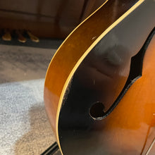 Load image into Gallery viewer, 1939 Recording King M-3 Archtop