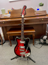 Load image into Gallery viewer, 1960's Fiama Hollowbody