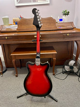 Load image into Gallery viewer, 1960's Fiama Hollowbody