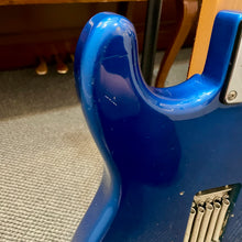 Load image into Gallery viewer, 1984 Squier Stratocaster MIJ Metallic Blue