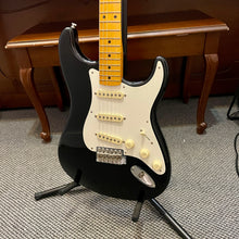 Load image into Gallery viewer, 2024 Fender American Vintage II '57 Stratocaster Black