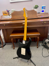 Load image into Gallery viewer, 2024 Fender American Vintage II '57 Stratocaster Black