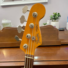 Load image into Gallery viewer, 1998 Fender American Vintage '62 Jazz Bass Black