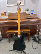 Load image into Gallery viewer, 1998 Fender American Vintage '62 Jazz Bass Black