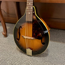 Load image into Gallery viewer, 1969 Gibson A-40 Mandolin