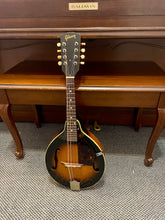 Load image into Gallery viewer, 1969 Gibson A-40 Mandolin