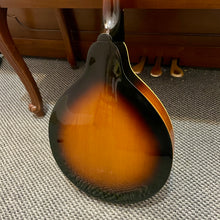 Load image into Gallery viewer, 1969 Gibson A-40 Mandolin