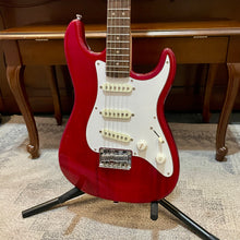 Load image into Gallery viewer, Like New! Squier Mini Strat