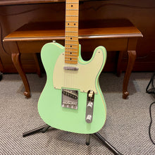 Load image into Gallery viewer, Bradfute Partscaster Green
