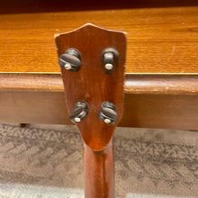 Load image into Gallery viewer, 1950's Harmony Roy Smeck Soprano Ukulele