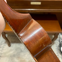 Load image into Gallery viewer, 1950's Harmony Roy Smeck Soprano Ukulele