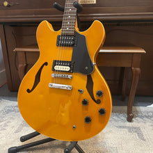 Load image into Gallery viewer, Used Ibanez Artstar AS50 Semi-hollow