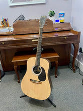 Load image into Gallery viewer, Mint! Martin D-X2E Billy Strings
