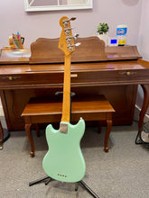 Load image into Gallery viewer, Mint! 2025 Fender Squier Classic Vibe 60's Mustang Bass
