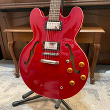 Load image into Gallery viewer, 2009 Epiphone Dot - Cherry