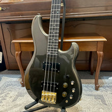 Load image into Gallery viewer, 1980's Ibanez Musician Bass - 4 String