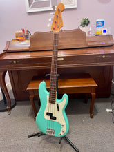 Load image into Gallery viewer, 2021 Fender Parts P Bass