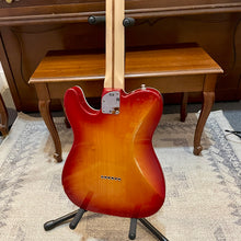 Load image into Gallery viewer, 2007 Fender American Deluxe Telecaster