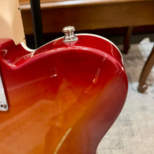 Load image into Gallery viewer, 2007 Fender American Deluxe Telecaster