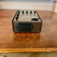 Load image into Gallery viewer, Used LR Baggs Para Acoustic DI