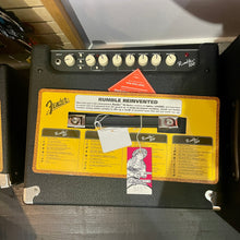 Load image into Gallery viewer, Mint! Fender Rumble 100 V3 Bass Amp Combo