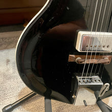 Load image into Gallery viewer, 1963 Supro Coronado