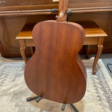 Load image into Gallery viewer, 2022 Martin Gruhn Special 0000 Sipo Mahogany 14 Fret