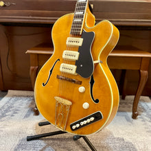 Load image into Gallery viewer, 1958 Guild X-350B Blonde