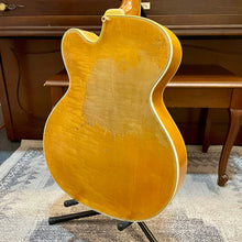Load image into Gallery viewer, 1958 Guild X-350B Blonde