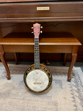 Load image into Gallery viewer, Used Lanikai Concert Resonator Banjolele