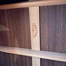 Load image into Gallery viewer, 2016 Martin D-28